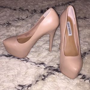 5 1/2 inch nude Steve Madden pumps